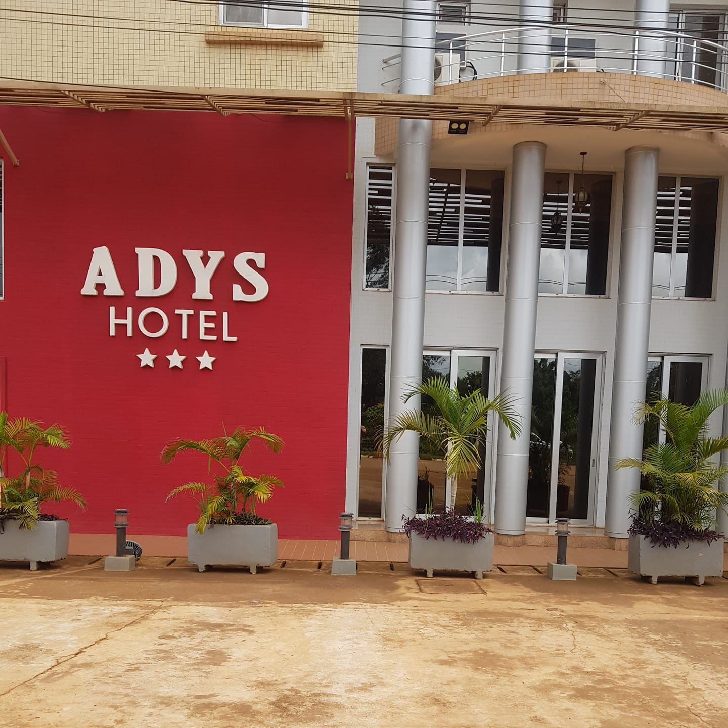Adys Hotel Dschang Officiel